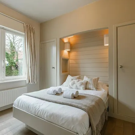 Huswell - Charming & Spacious Coastal Villa Koksijde